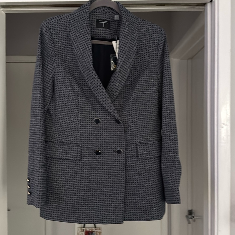 Tahari Size 10 Blazer Jacket Navy Blue check print Blue buttons with extra set